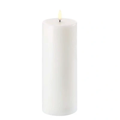 Image de Piffany Copenhagen Uyuni LED Pillar Candle Nordic White 7,8x20,3 cm (UL PI NW C78020)